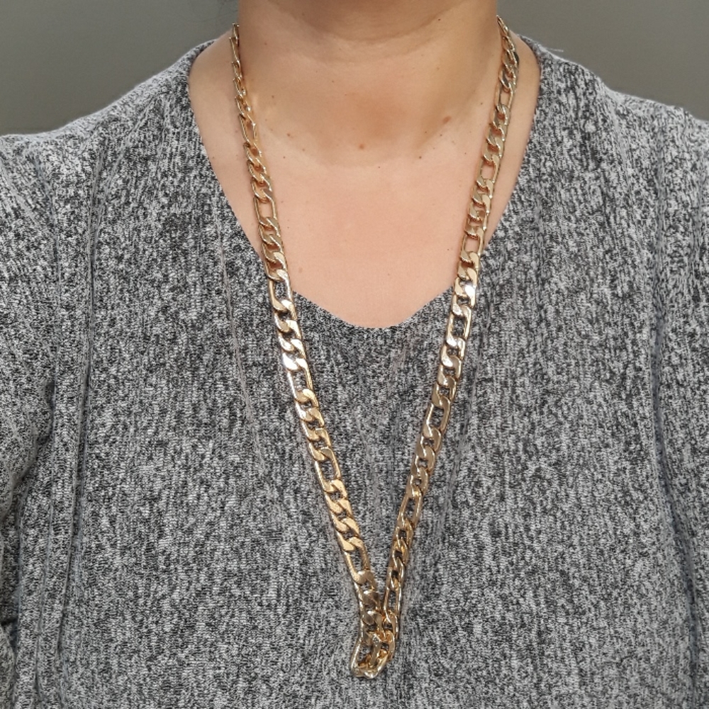 Gold chain necklace from Forever 21